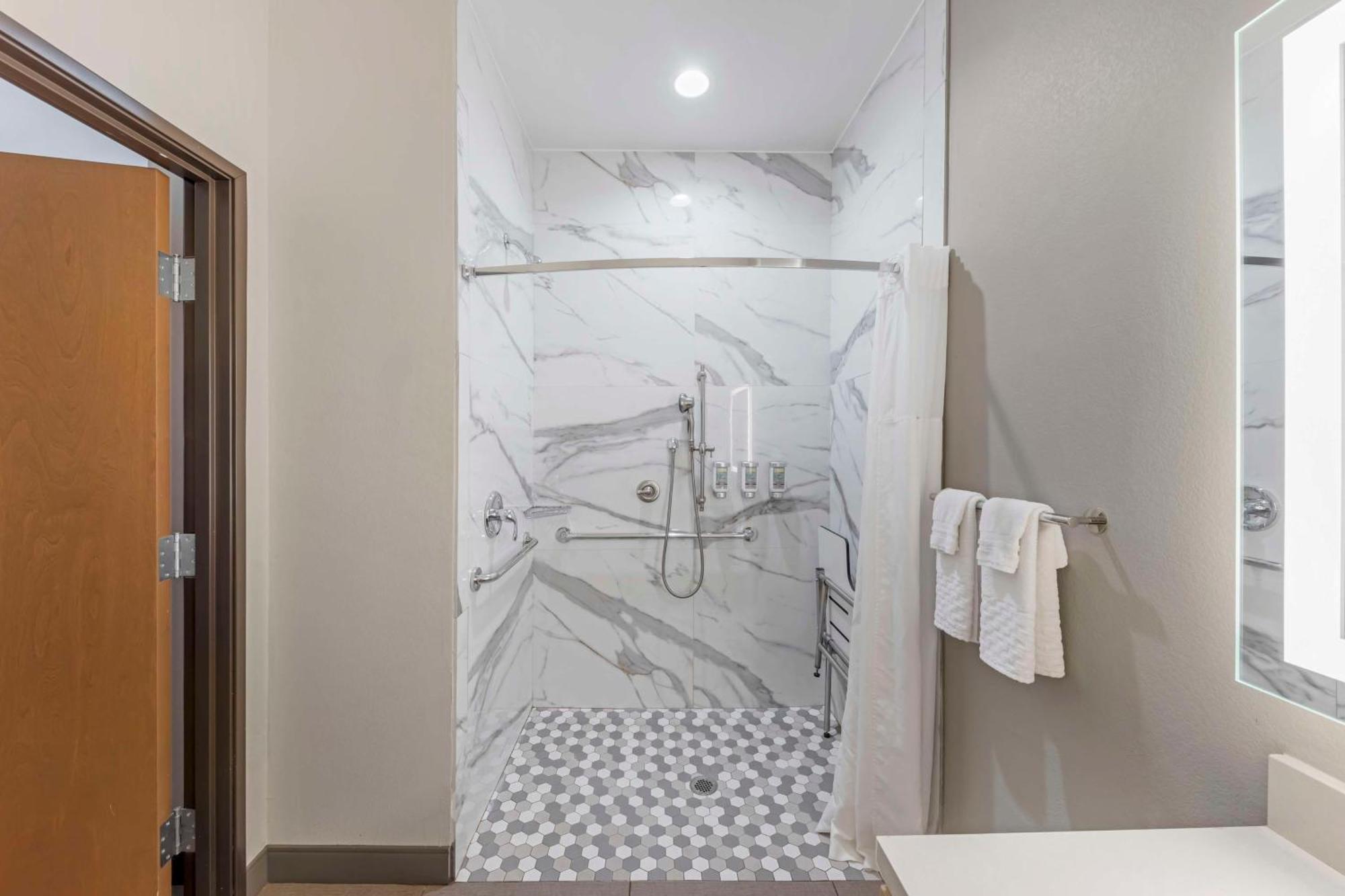 Best Western Plus Chickasha Inn Εξωτερικό φωτογραφία