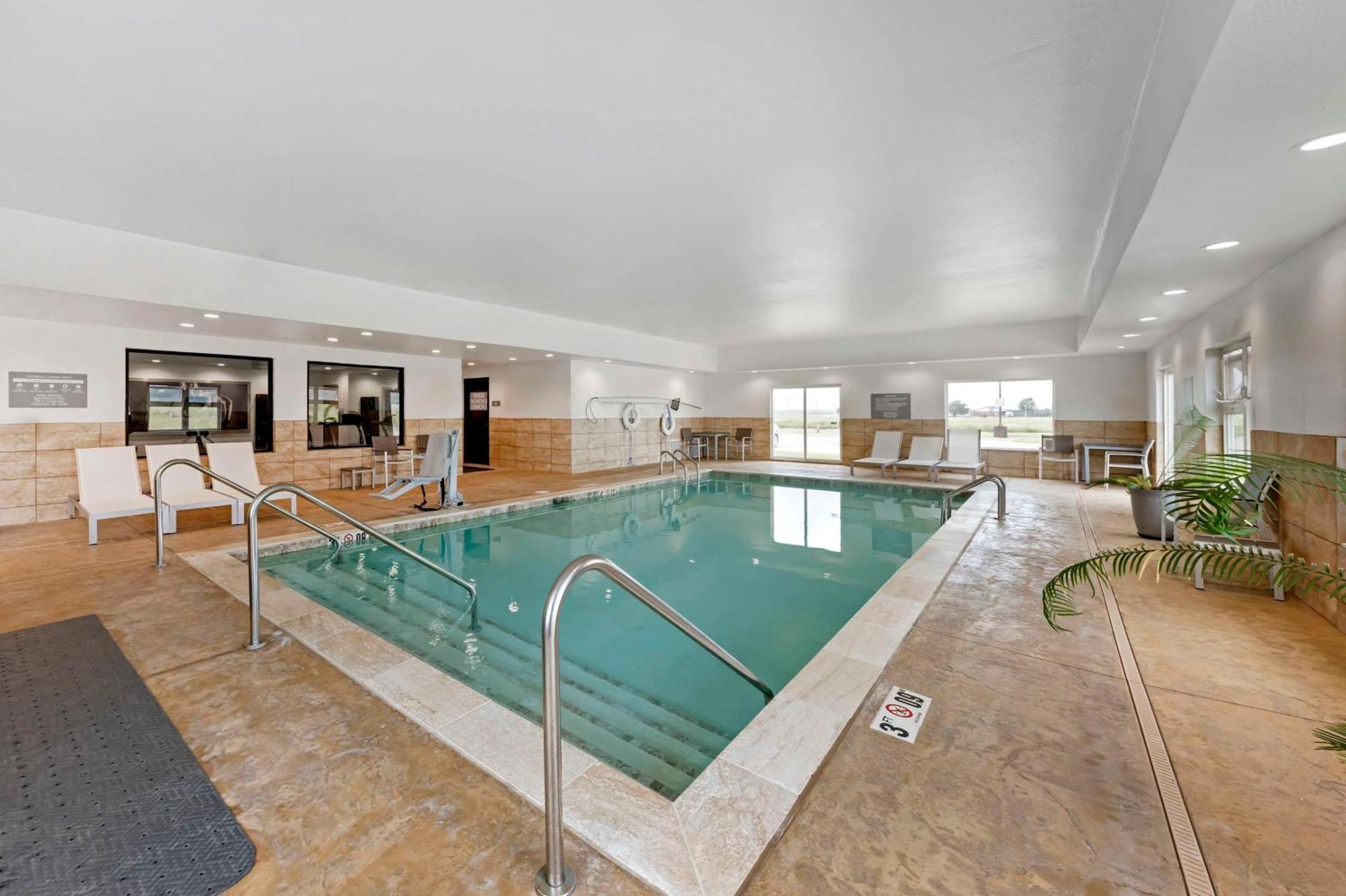 Best Western Plus Chickasha Inn Εξωτερικό φωτογραφία